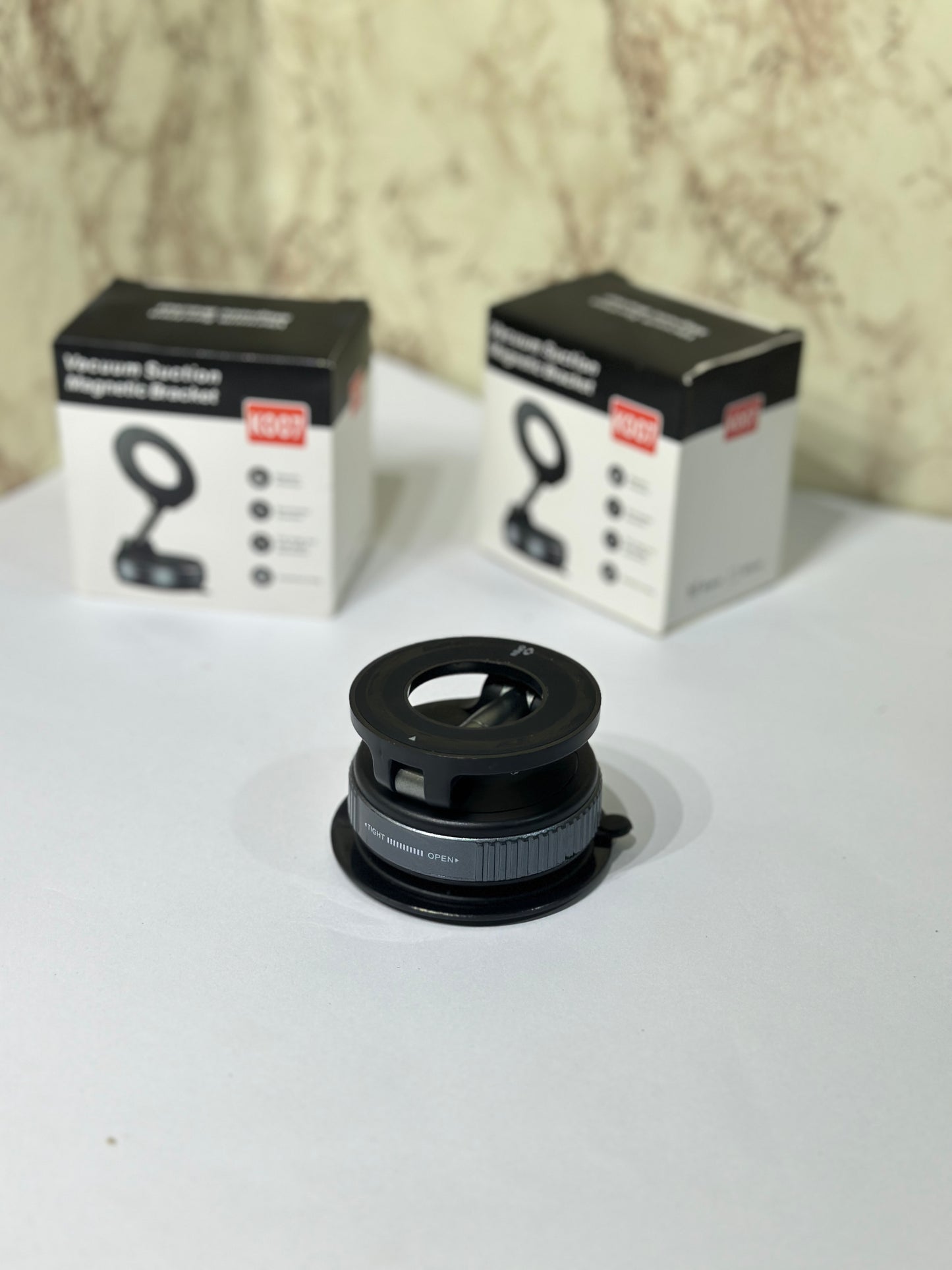 Vacuum Mobile Holder