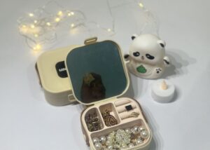 Jewellery box